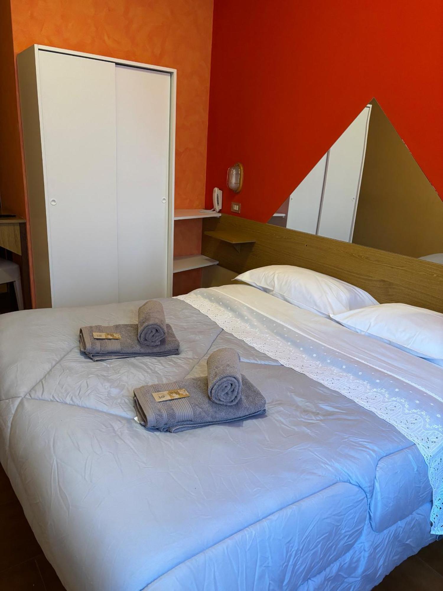 Albergo Baffo Chiuro Exterior foto